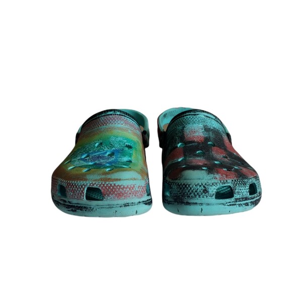 Crocs Classic Tie Dye Multicolored Slip On Men's Size 10 Women's Size 12 - Picture 3 of 10